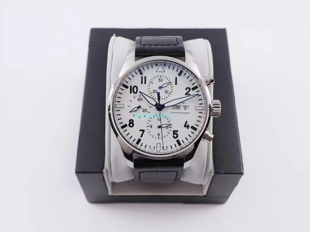 ZF Factory  Replica Copy  Watches  IWC 飞行员IW377725，IW377726，IW377713 wrist watches  / WG522
