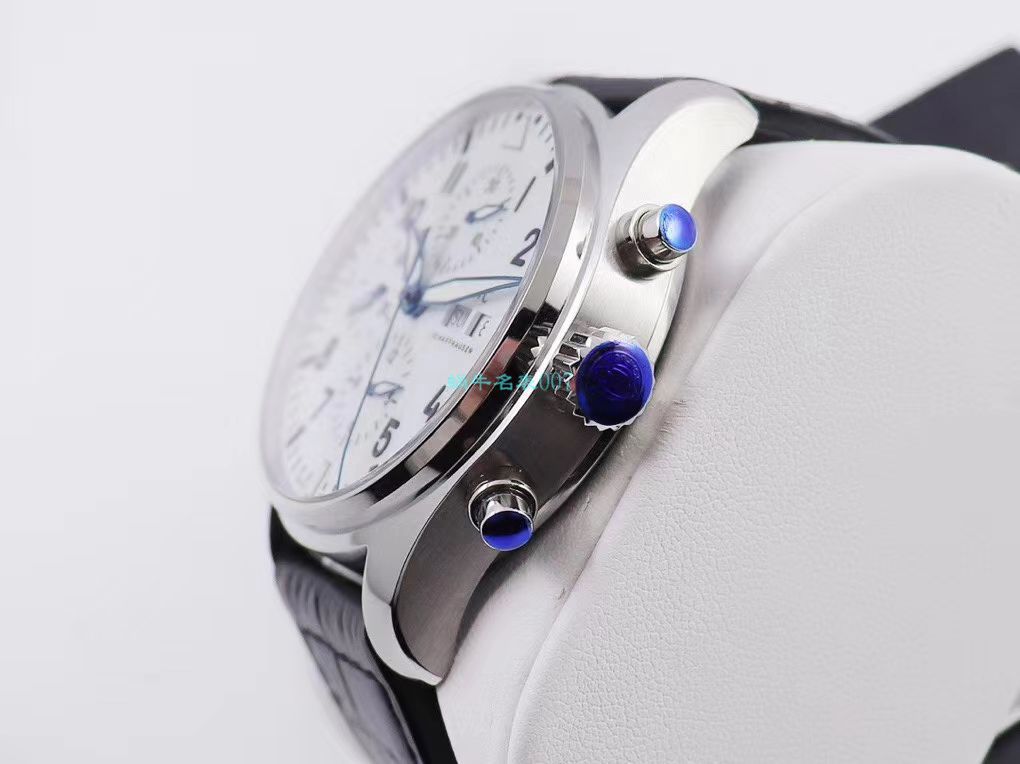 ZF Factory  Replica Copy  Watches  IWC 飞行员IW377725，IW377726，IW377713 wrist watches  / WG522
