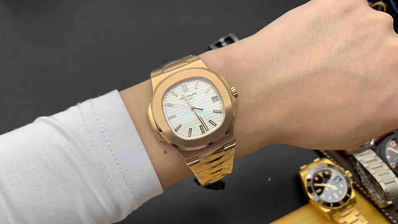 PPF Factory  PATEK PHILIPPE  Nautilus  Replica Copy 运动优雅系列5711J  wrist watches  / BD288