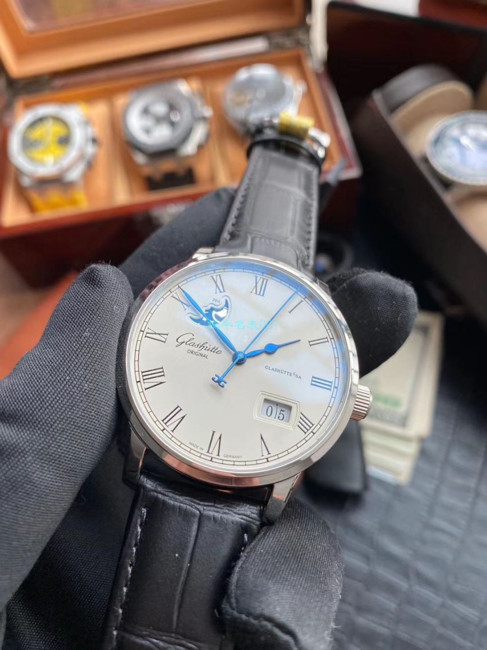  Video analysis V9 Factory  Replica Copy  Watches glashuette original原创议员100-04-32-12-50大日历 / GLA062