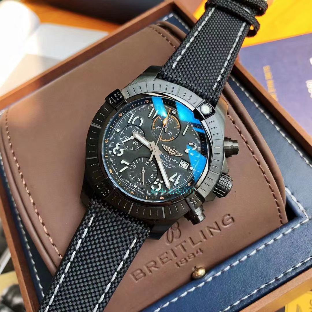  Breitling 原单复仇者夜间任务计时 wrist watches 45系列V13317101B1X2 wrist watches  / BL178