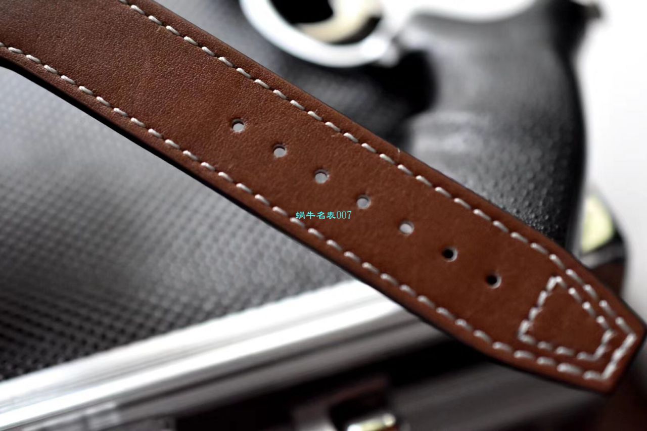 ZF Factory  Replica Copy  Watches  IWC 飞行员IW377725，IW377726，IW377713 wrist watches  / WG522