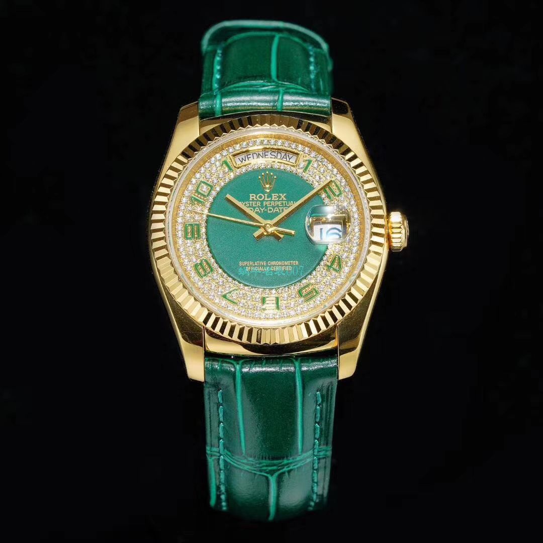  Rolex  Day-Date 型系列118138绿盘 wrist watches  / R609