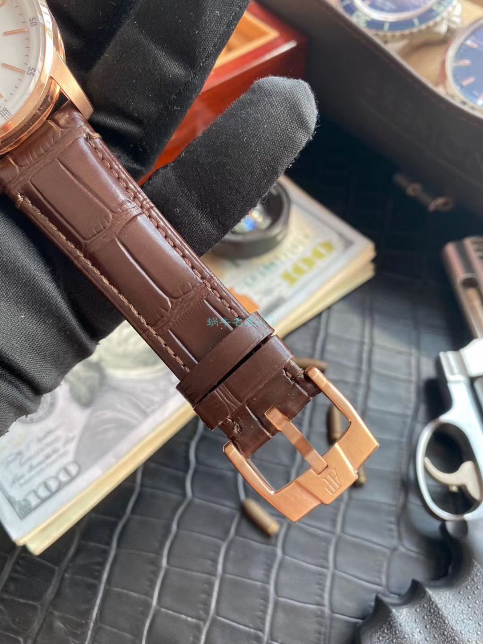 TNK Factory AP Replica Watches Audemars Piguet CODE 11.59系列 Replica 15210BC.OO.A321CR.01 / AP197