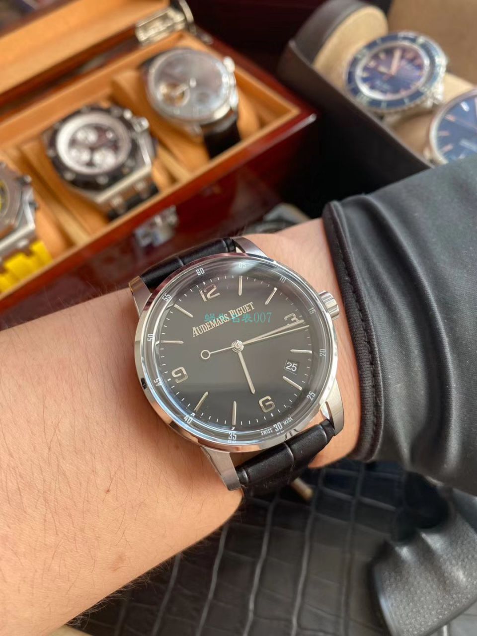 TNK Factory Audemars Piguet  Copy  Watches CODE 11.59系列 Replica 15210OR.OO.A099CR.01 wrist watches  / AP201