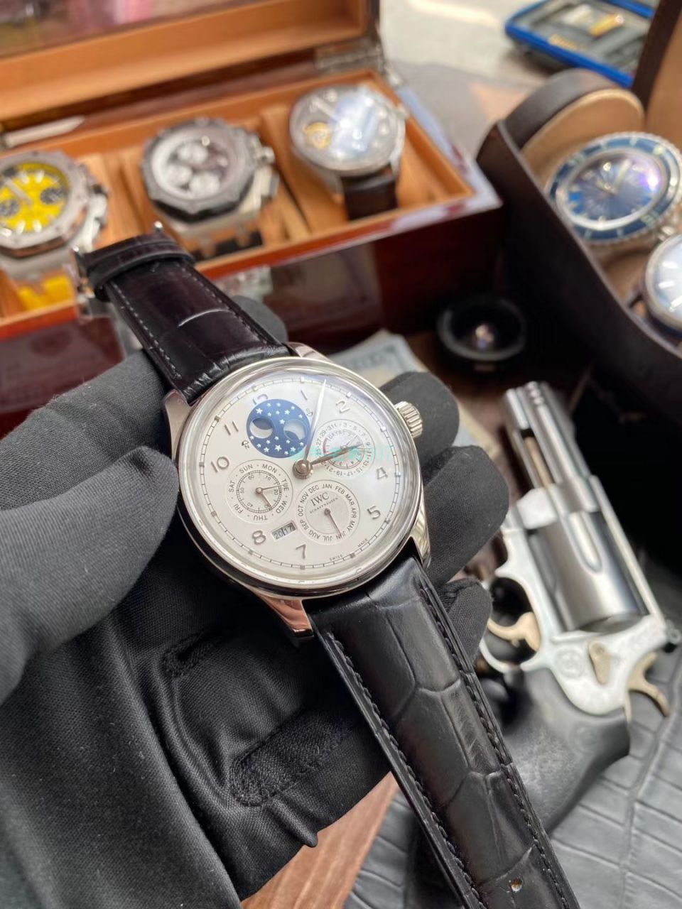 V9 Factory 官网 top  Replica  IWC 葡萄牙万年历IW503401，IW502213，IW502305 wrist watches  / WG532