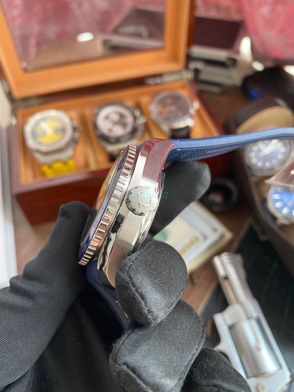 VS Factory 官网【 Video analysis 美好星球】 top  Replica Copy OMEGA Seamaster 海洋宇宙600米232.32.44.22.03.001 wrist watches  / M711