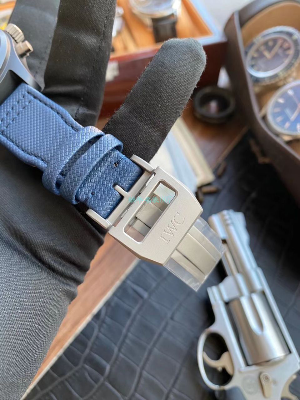  Video analysis YL Factory  Replica Watches  IWC 飞行员系列IW389008 wrist watches  / WG537