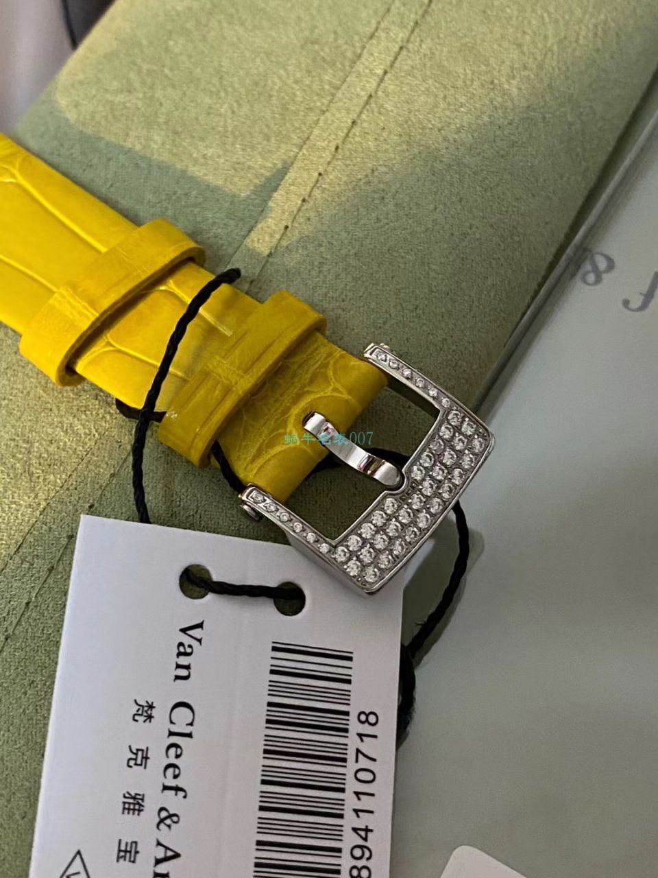 V&A Factory  High quality  Replica 女士 Watches 梵克雅宝诗意复杂功能系列VCARN25800 wrist watches  / VA10