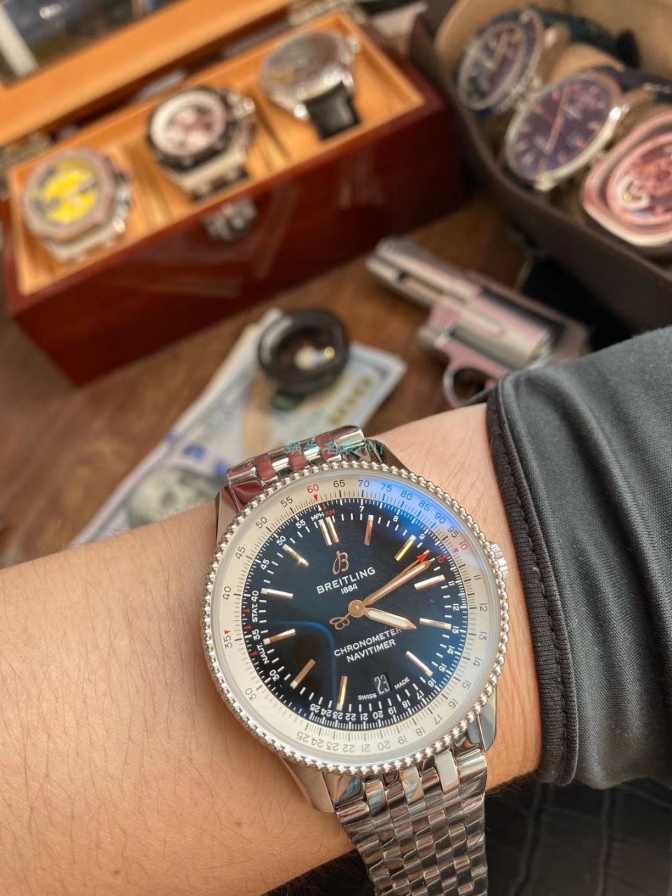 V7 Factory  High quality  Replica Watches  Breitling 航空计时1系列U17326211G1A1 wrist watches  / BL183