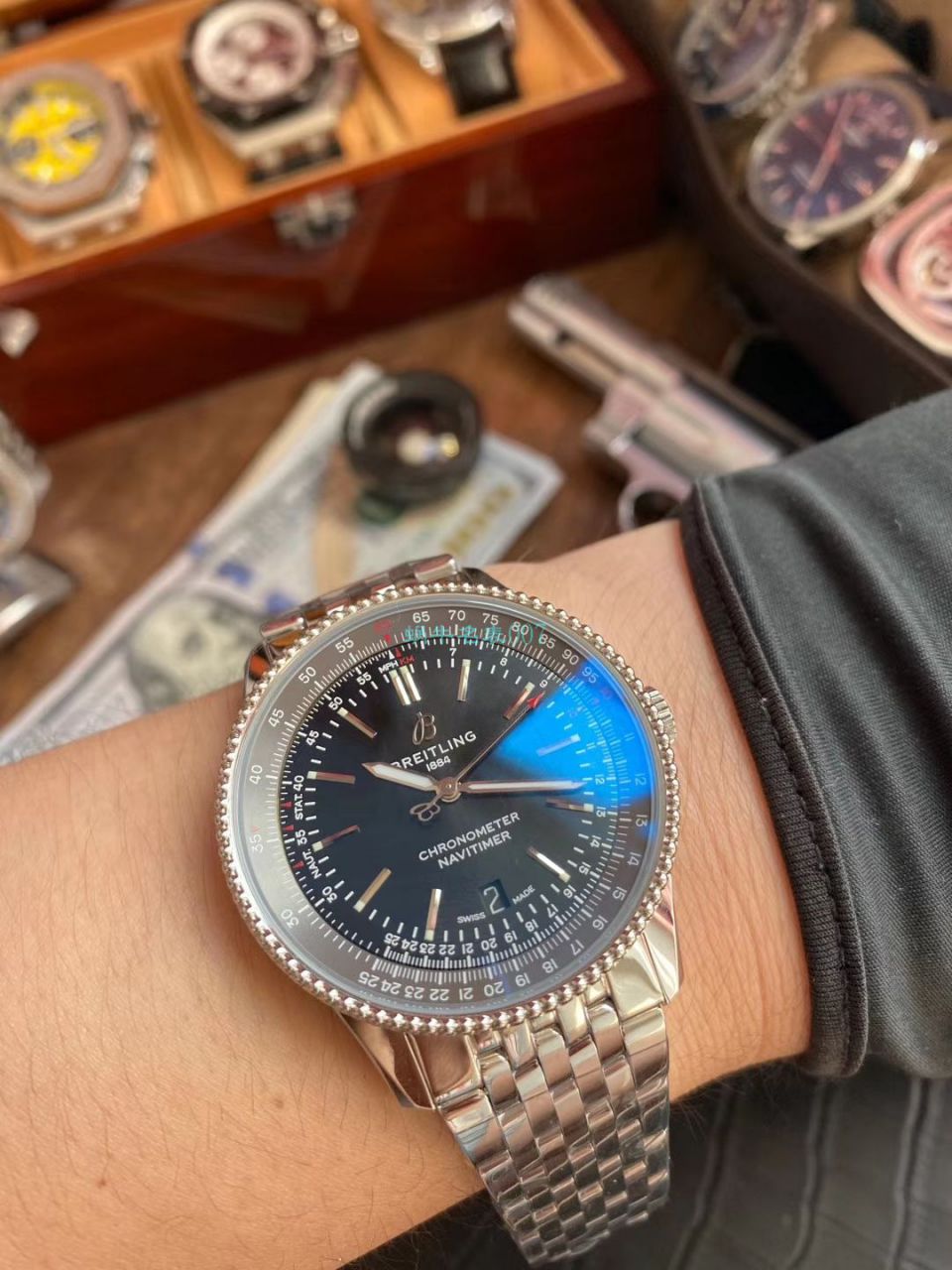 V7 Factory  Perfect  Knockoff  Watches  Breitling 航空计时1系列U17326211M1A1 wrist watches  / BL186