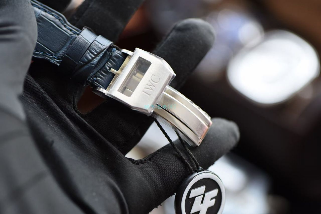 ZF Factory  High quality  Replica Watches  IWC 飞行员伦敦精品店特别版IW501008 wrist watches  / WG539