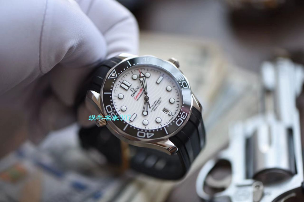 【评测视频】vs Factory OMEGA Seamaster 300米 top  Replica Copy 210.30.42.20.04.001 Watches  / R718