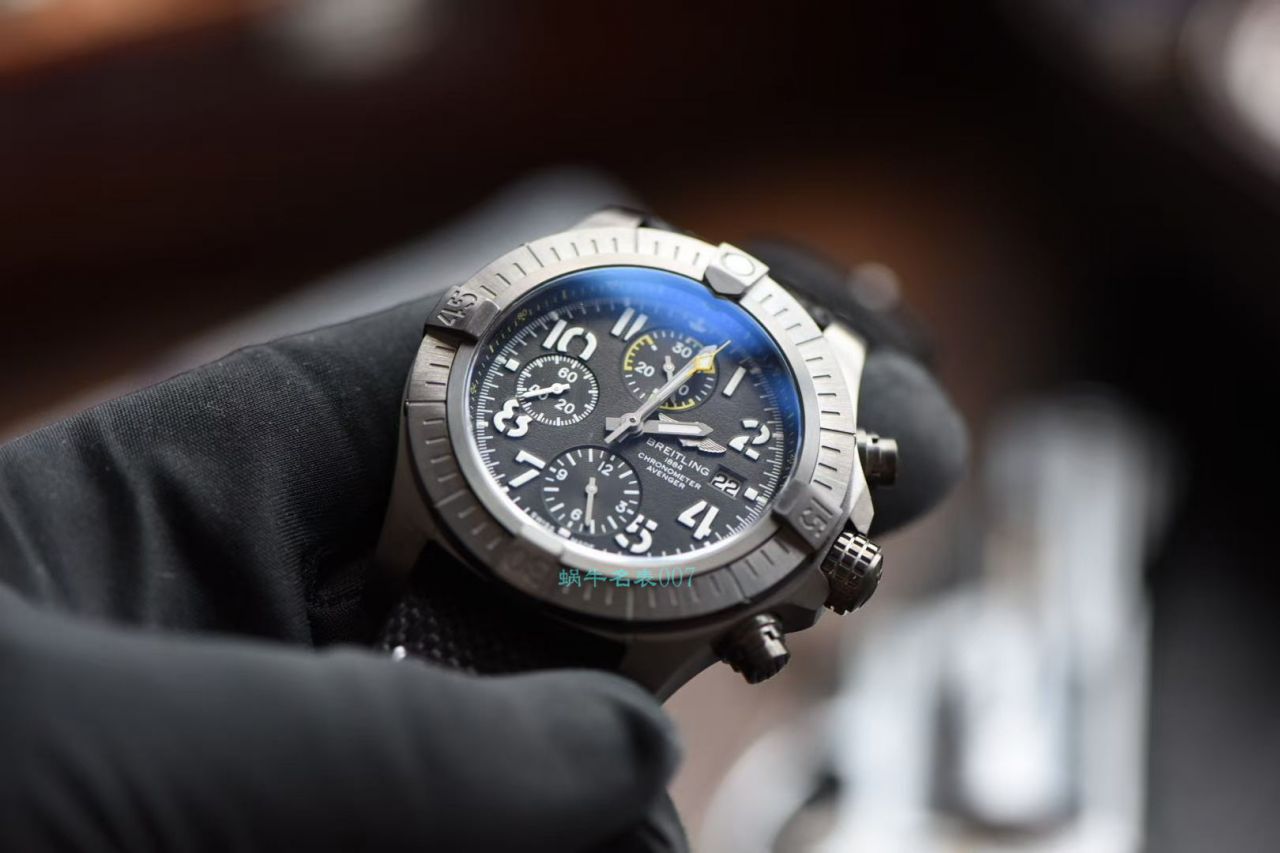 OX Factory  High quality  Replica  Breitling  Watches 复仇者系列V13317101B1X2 wrist watches  / BL191