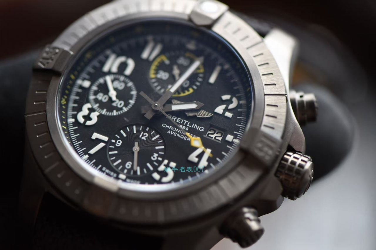 OX Factory  High quality  Replica  Breitling  Watches 复仇者系列V13317101B1X2 wrist watches  / BL191