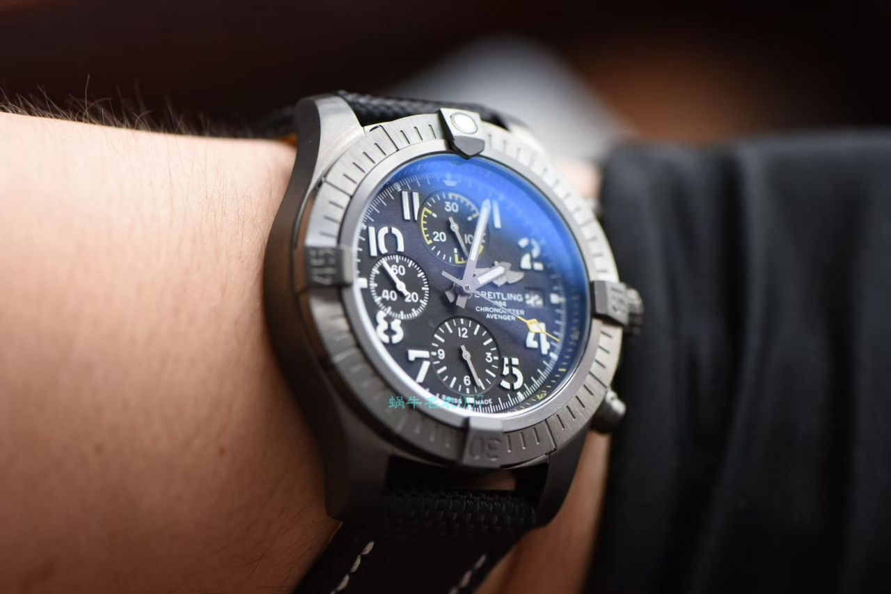 OX Factory  High quality  Replica  Breitling  Watches 复仇者系列V13317101B1X2 wrist watches  / BL191