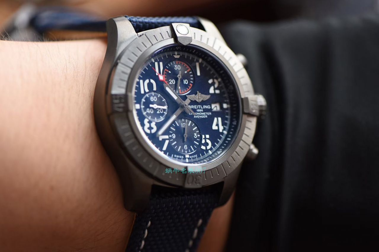 OX Factory  High quality  Replica  Breitling  Watches 复仇者系列V13317101B1X2 wrist watches  / BL191