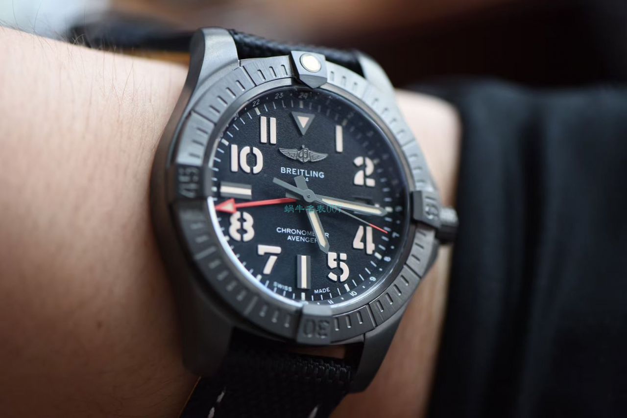 【 Video analysis 】OXF Replica Watches  Breitling 复仇者GMT双时区V32395101B1X1 wrist watches  / BL196