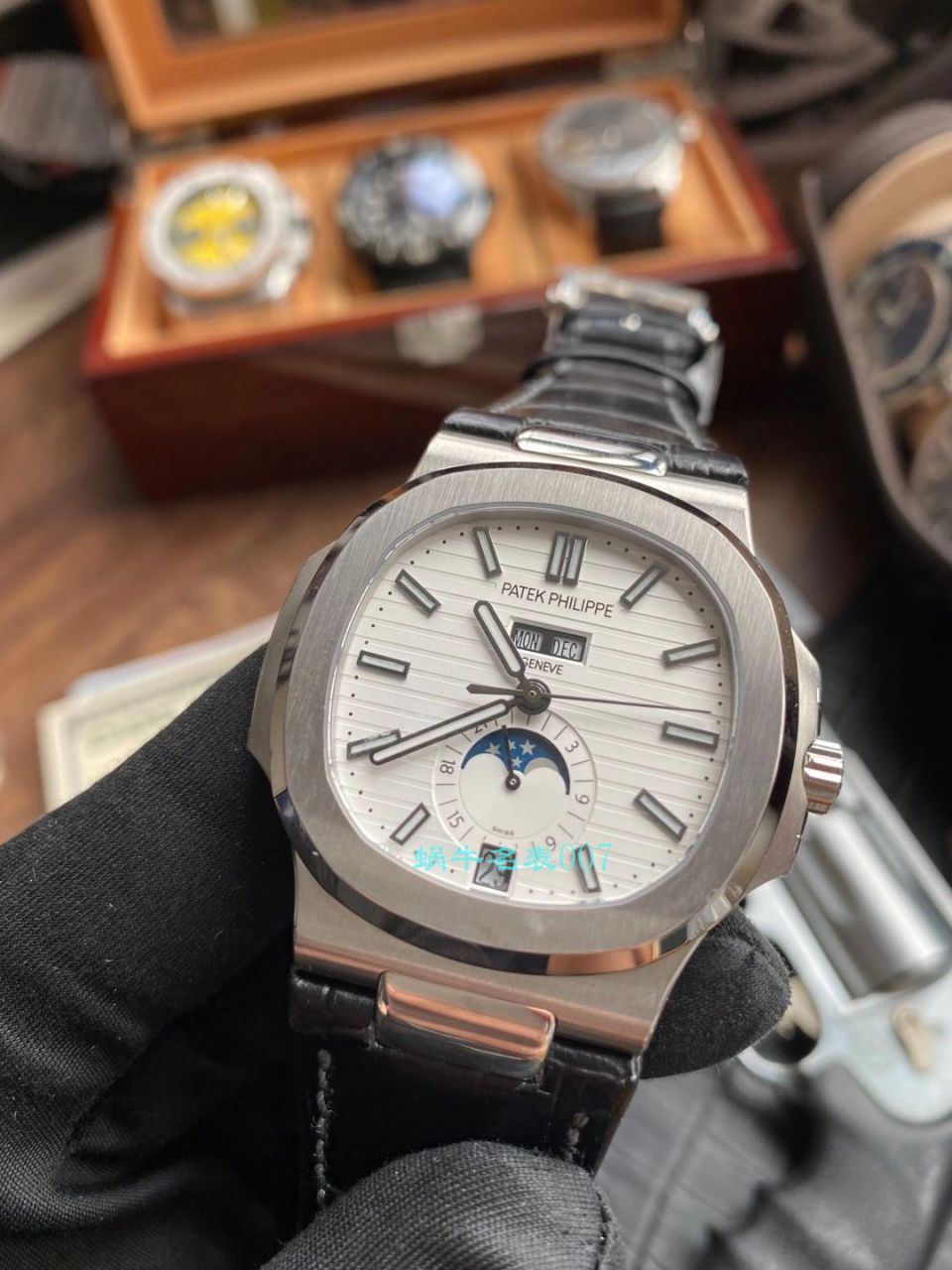 GR Factory 最新 PATEK PHILIPPE Nautilus Nautilus 年历碗表 top  Replica Copy 5726系列V2版本（升级真月相） / BD330jpg