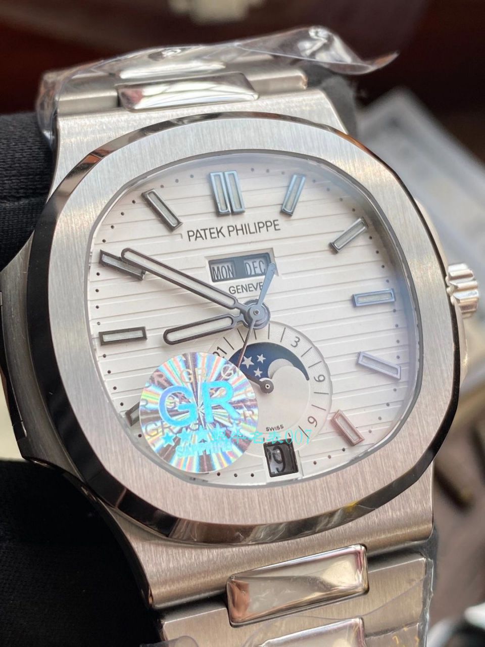 GR Factory 最新 PATEK PHILIPPE Nautilus Nautilus 年历碗表 top  Replica Copy 5726系列V2版本（升级真月相） / BD330jpg