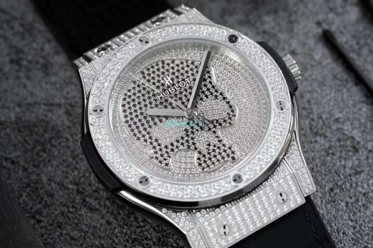 WWF Factory  High quality  Replica Watches  hublot 经典融合满钻511.NX.9000.LR.1704.SKULL wrist watches  / YB103
