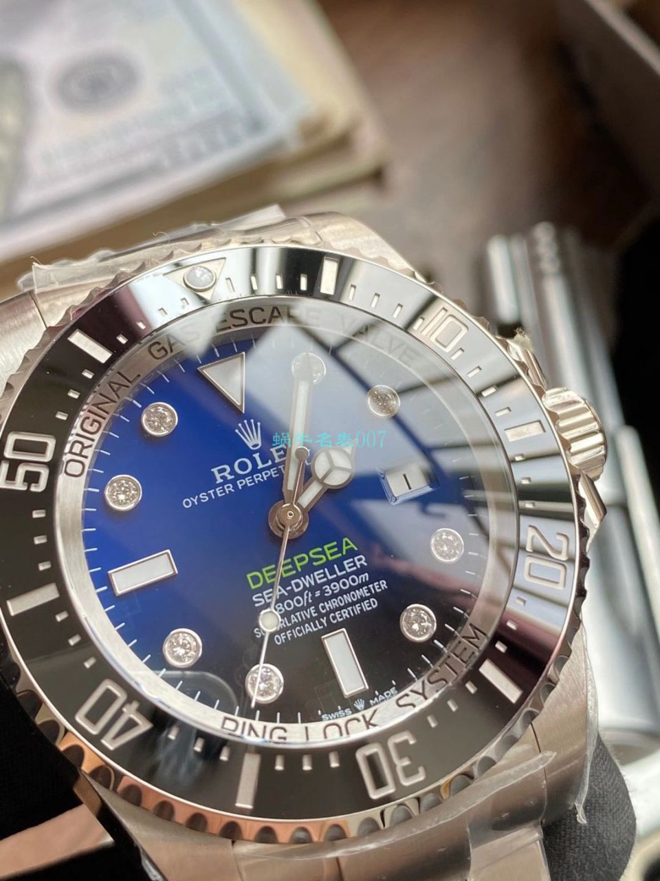 【真钻 copy customized 】 Rolex 渐变蓝鬼王 Watches m126660-0002订制8颗VS八心八箭真钻刻度 top  Replica Copy  / R658