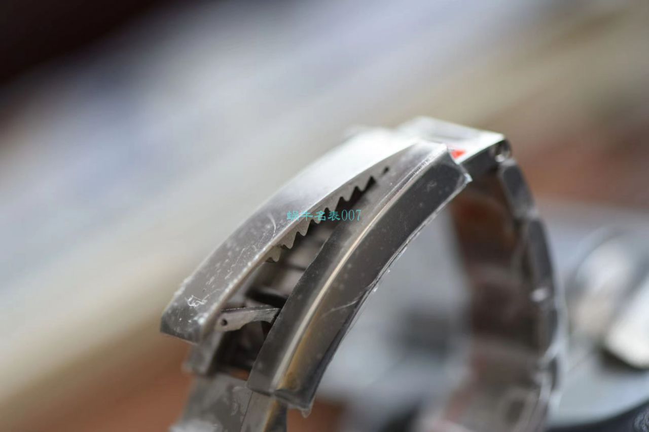【真钻 copy customized 】 Rolex 渐变蓝鬼王 Watches m126660-0002订制8颗VS八心八箭真钻刻度 top  Replica Copy  / R658