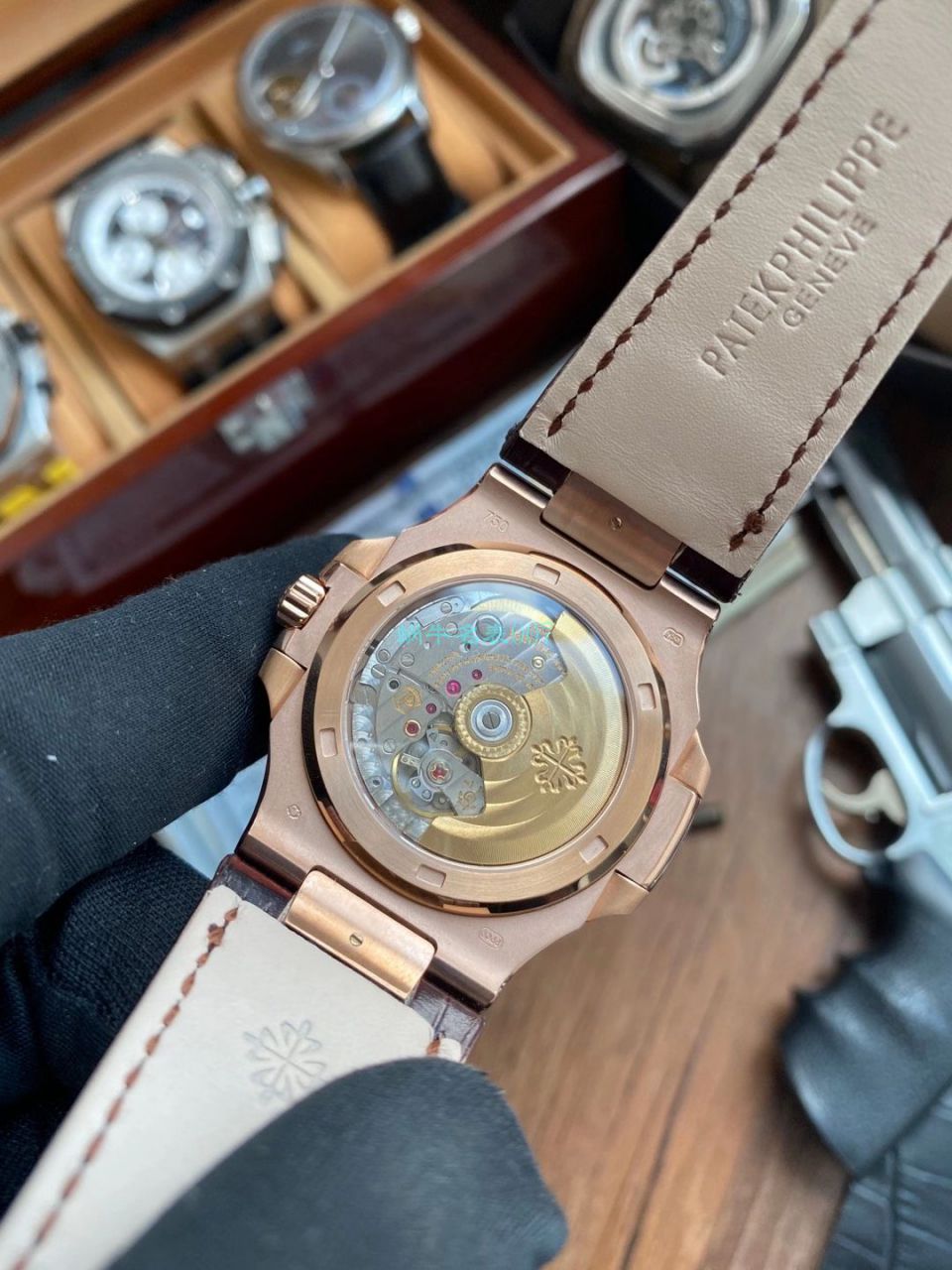 GR Factory V2版本1比1 top  Replica Watches  PATEK PHILIPPE  Nautilus 5711/1A-010 wrist watches  / BD352