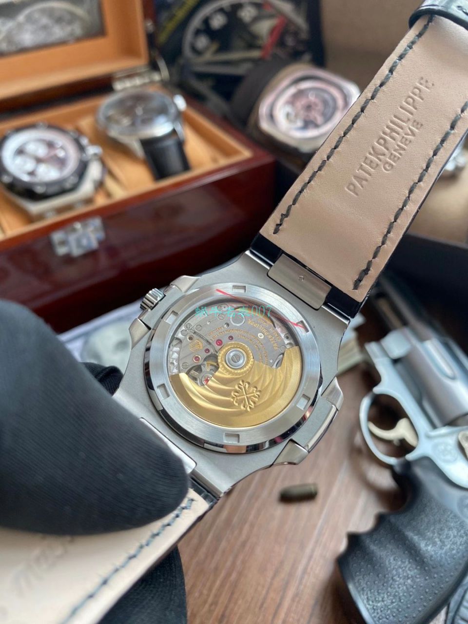 GR Factory V2版本1比1 High quality  Copy  Watches  PATEK PHILIPPE  Nautilus 5711G 白金 wrist watches  / BD339