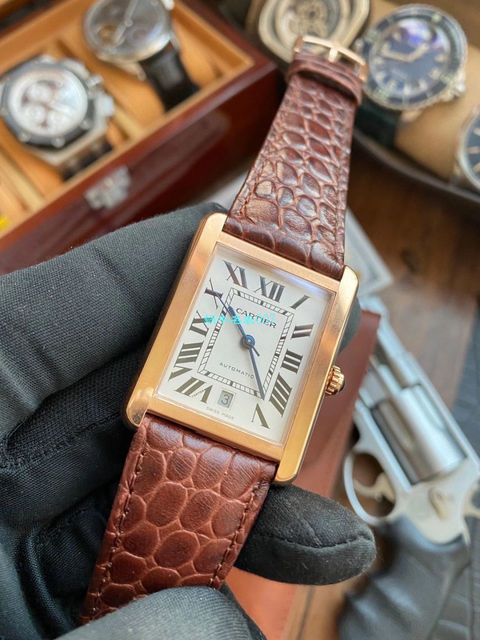 V9 Factory  Cartier  坦克系列1比1 Replica Copy  Watches W5200026（超大号） wrist watches  / K313