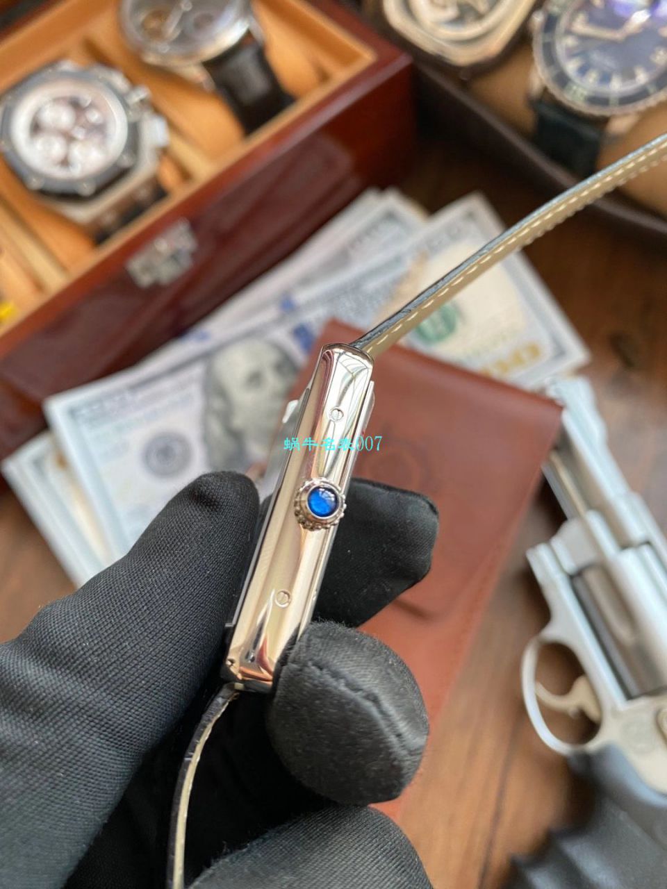 V9 Factory  Cartier  坦克系列 top  Knockoff  Watches W5200028（超大号） wrist watches  / K315