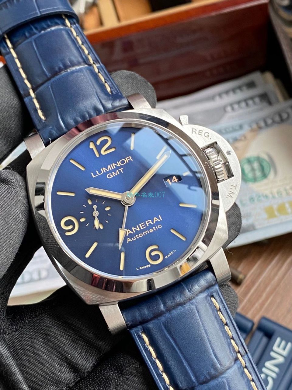 VS Factory Panerai 1比1 top  Knockoff  Watches GMT两地时PAM01033 wrist watches  / PAM01033VSC