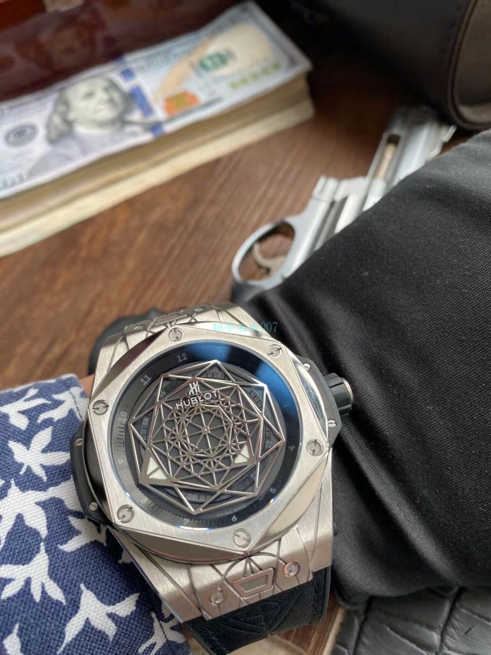 WWF Factory  hublot BIG BANG刺青 Perfect  top  Knockoff  Watches 415.NX.1112.VR.MXM16 wrist watches  / YB116