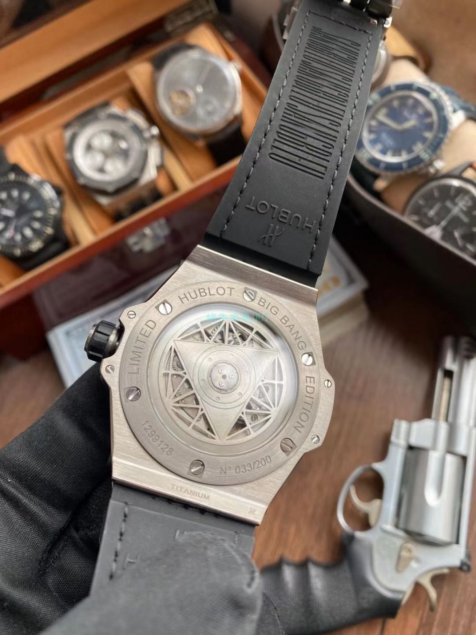 WWF Factory  High quality  Replica  hublot BIG BANG刺青系列415.NX.1112.VR.MXM16 wrist watches  / YB086