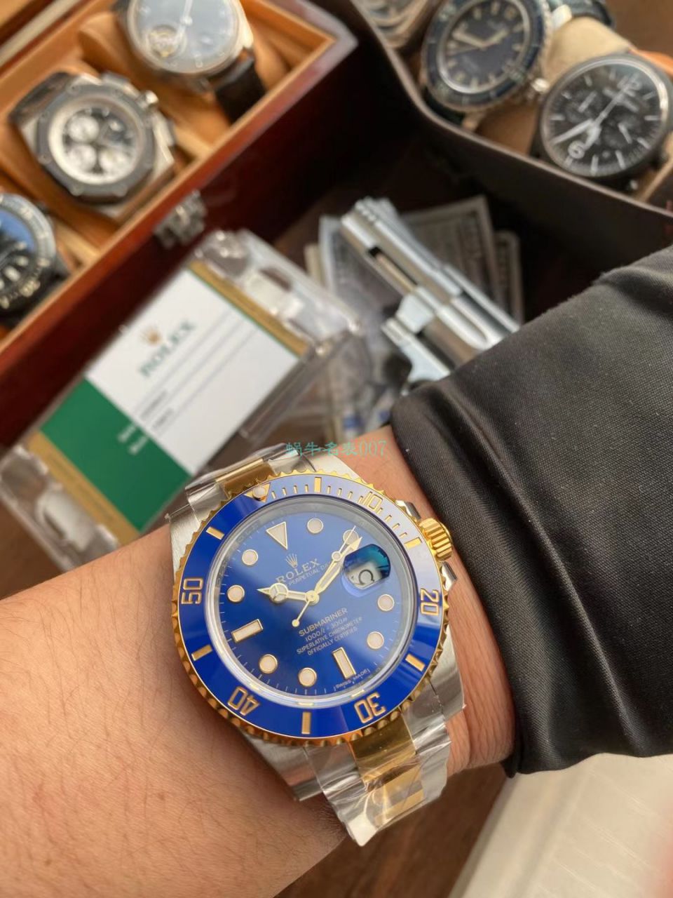 VS Factory  Rolex  Submariner 型间金蓝水鬼 Perfect  High quality  Replica Watches 116613LB-97203 / R712