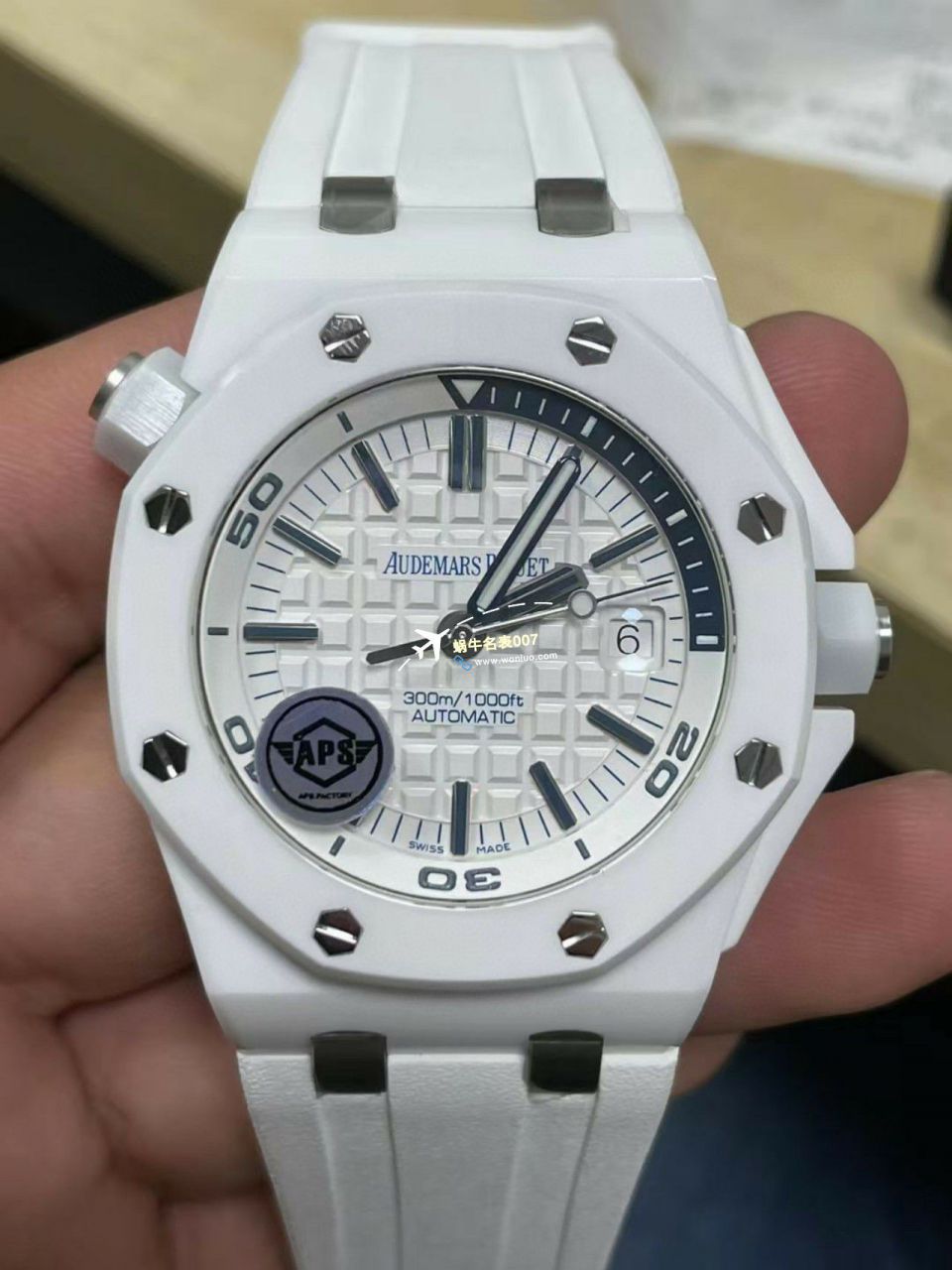 APS Factory  Perfect  Replica Watches Audemars Piguet  Royal Oak Offshore 15707CB.OO.A010CA.01和15707CE.OO.A002CA.01 / AP227