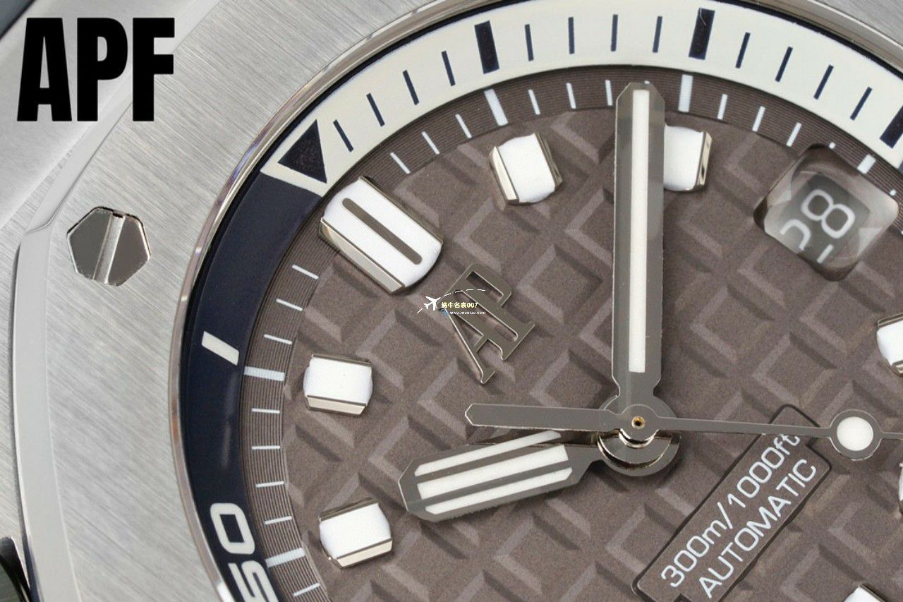 APF Factory  Perfect  top  Replica Copy  Watches Audemars Piguet  Royal Oak Offshore 15720ST.OO.A027CA.01四颜色 wrist watches  / AP230