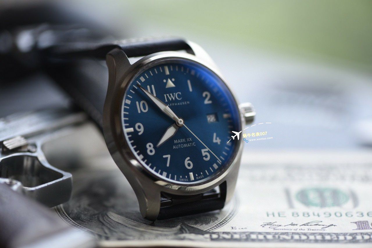 V7 Factory  Perfect  Replica  IWC  Watches “劳伦斯体育公益基金会”特别版和TOP GUN IW326906 / WG613