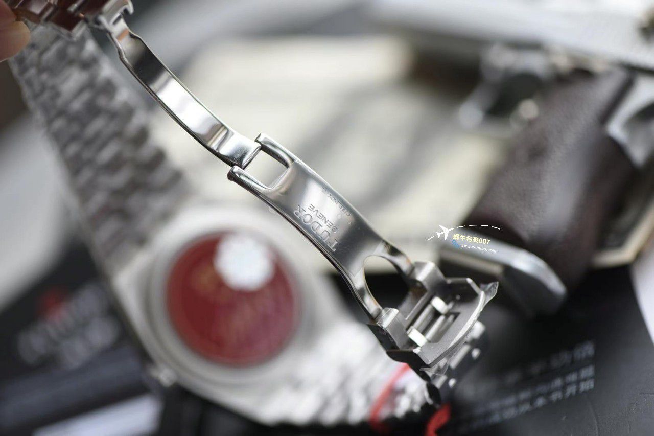  Video analysis V7 Factory  Tudor  Perfect   Replica Watches 皇家系列M28600-0005，M28603-0008，M28603-0006 wrist watches  / DT080