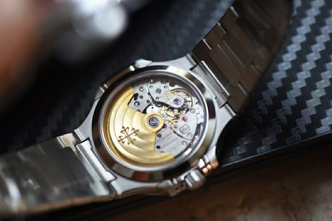  Video analysis 3K Factory  Perfect  Replica Watches  PATEK PHILIPPE  Nautilus  Replica 女表7118/1200A-010和 PATEK PHILIPPE 7118/1A-010 / BD379