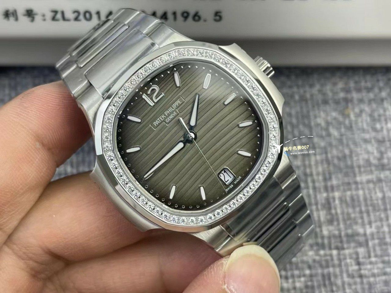  Video analysis 3k top  Replica Copy 一体机 PATEK PHILIPPE  Nautilus 女表7118/1R-001 wrist watches  / BD378