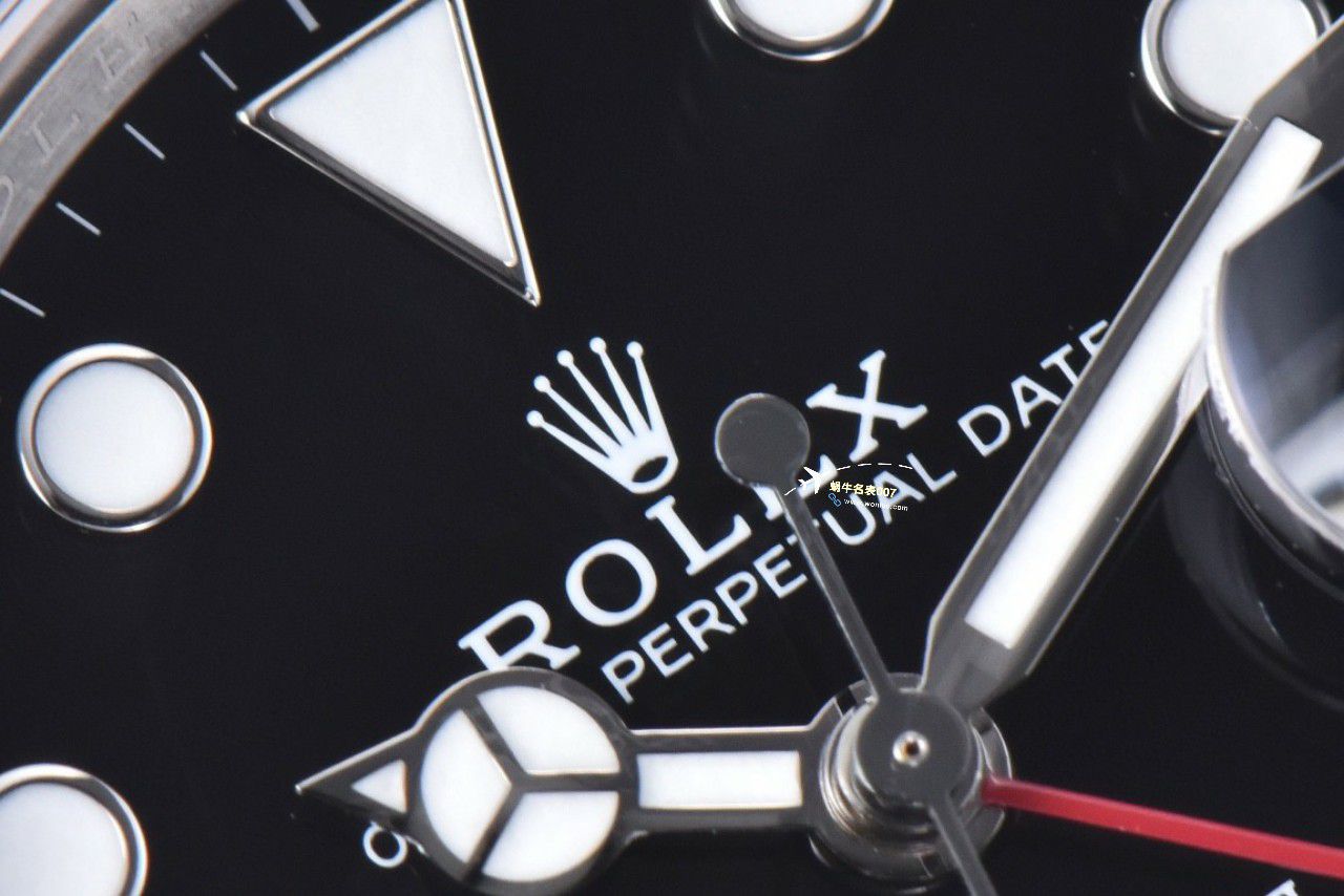 clean Factory  Rolex  GMT MASTER m126710blnr-0002黑蓝国米圈，m126710blro-0001红蓝可乐圈 top   Replica Watches  / R786