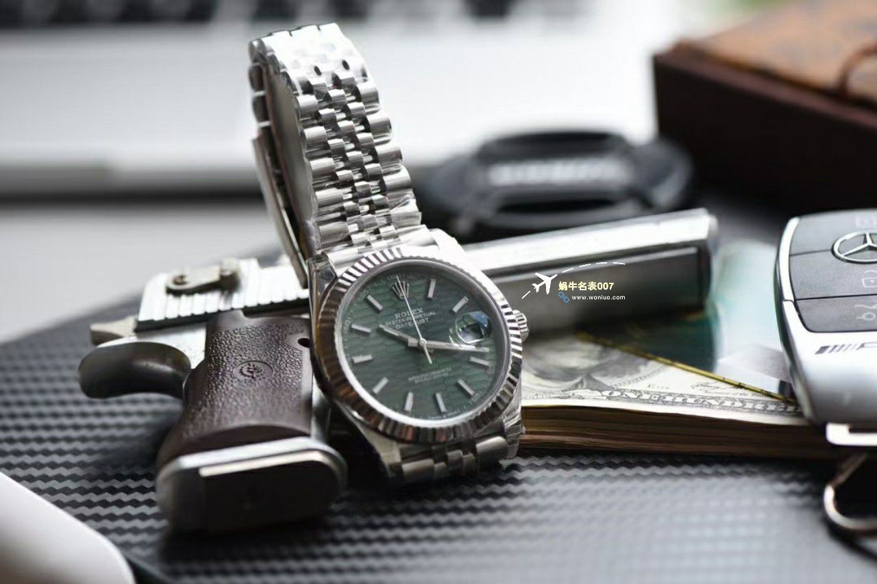  Video analysis VS Factory  Rolex  Datejust 36毫米绿萝m126200-0018 Replica Watches  / R793