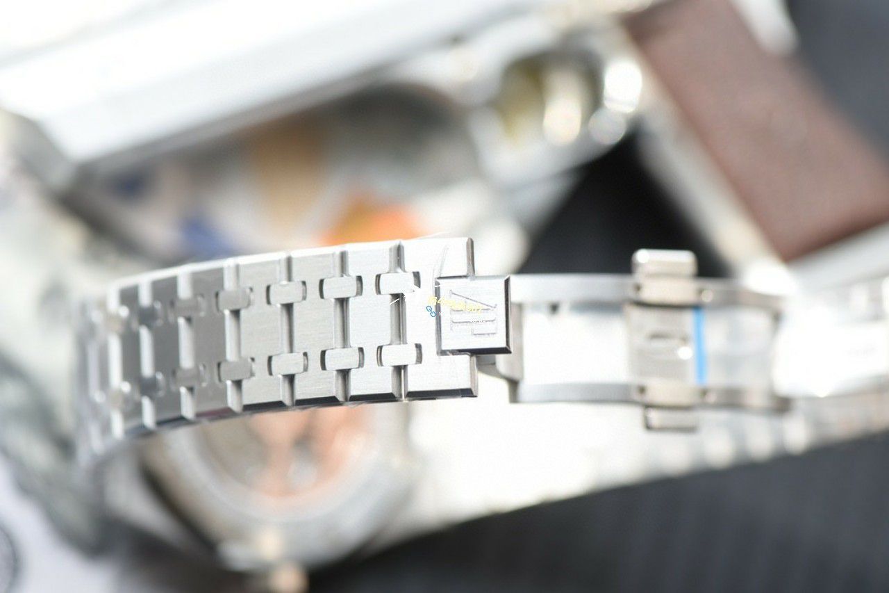 【 Video analysis 】BBR Factory Audemars Piguet 皇家橡树万年历 Perfect  Replica  top  Replica Watches 26574ST.OO.1220ST.03，26574PT.OO.1220PT.01，26574OR.OO.1220OR.03等 wrist watches  / AP269