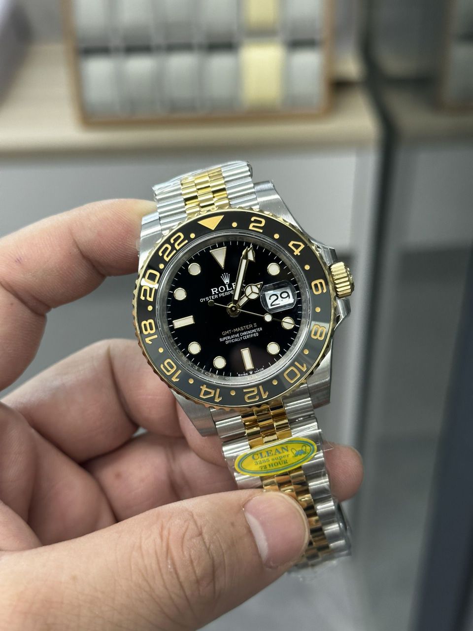 clean Rolex  Perfect  Replica Copy  Watches  GMT MASTER 皮蛋圈m126713grnr-0001 wrist watches  / R838