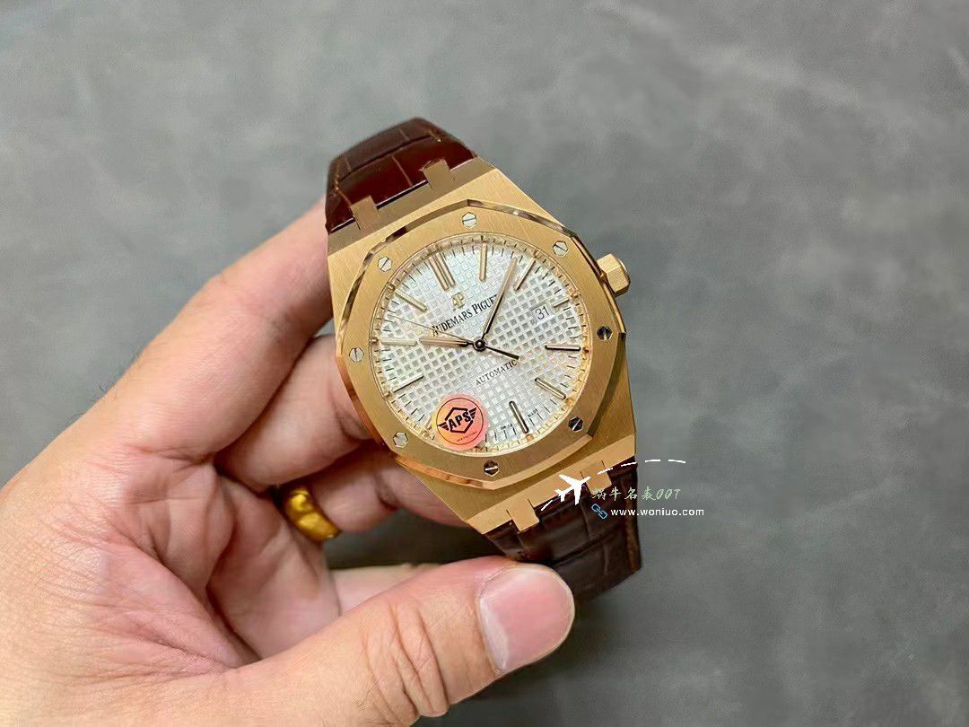  Video analysis APS Adding weight 版本Audemars Piguet 皇家橡树 Best 的 Replica Watches 15400OR.OO.D002CR.01，15400OR.OO.D088CR.01 wrist watches  / AP277