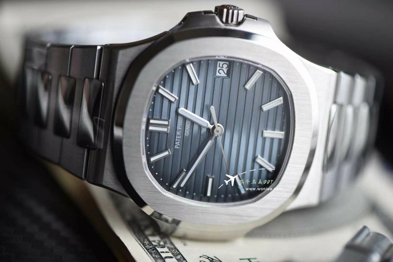  Video analysis 3K一体机 PATEK PHILIPPE 运动优雅 Nautilus  Replica Copy 5711/1A 010 wrist watches  / bd393