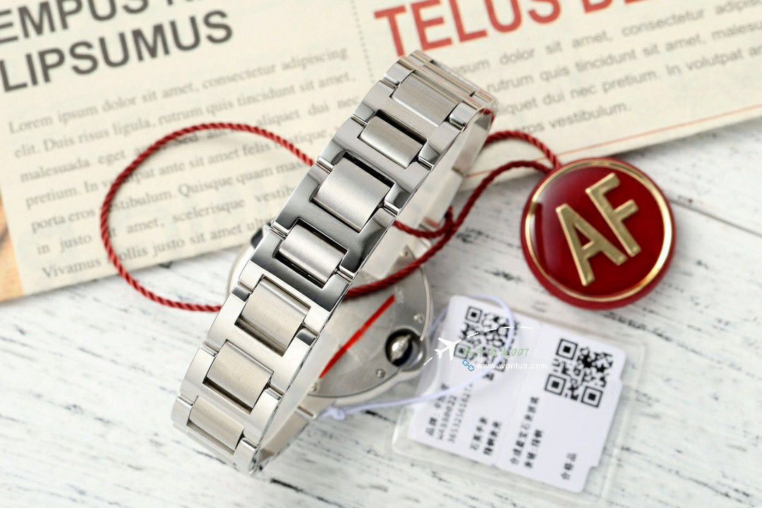 AF Factory  Cartier  蓝气球女士石英33毫米 Watches  / K368