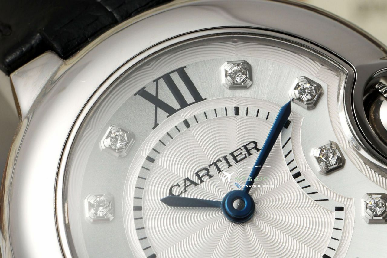 AF Cartier  蓝气球28毫米女士 Watches  Replica Copy 系列W69007Z3 wrist watches  / K373