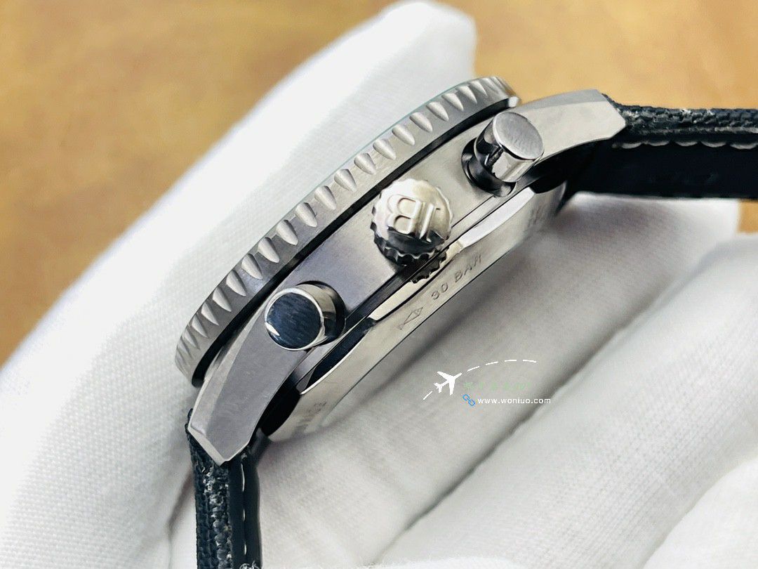 JB Factory Blancpain  Fifty Fathoms 系列5200-0153-B52A（极光绿 top  Replica Copy  Watches ） wrist watches  / BP077